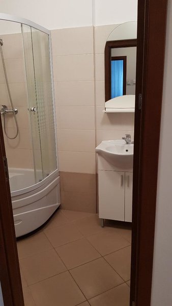 Dristor, Ramnicu Valcea colt cu strada Laborator,